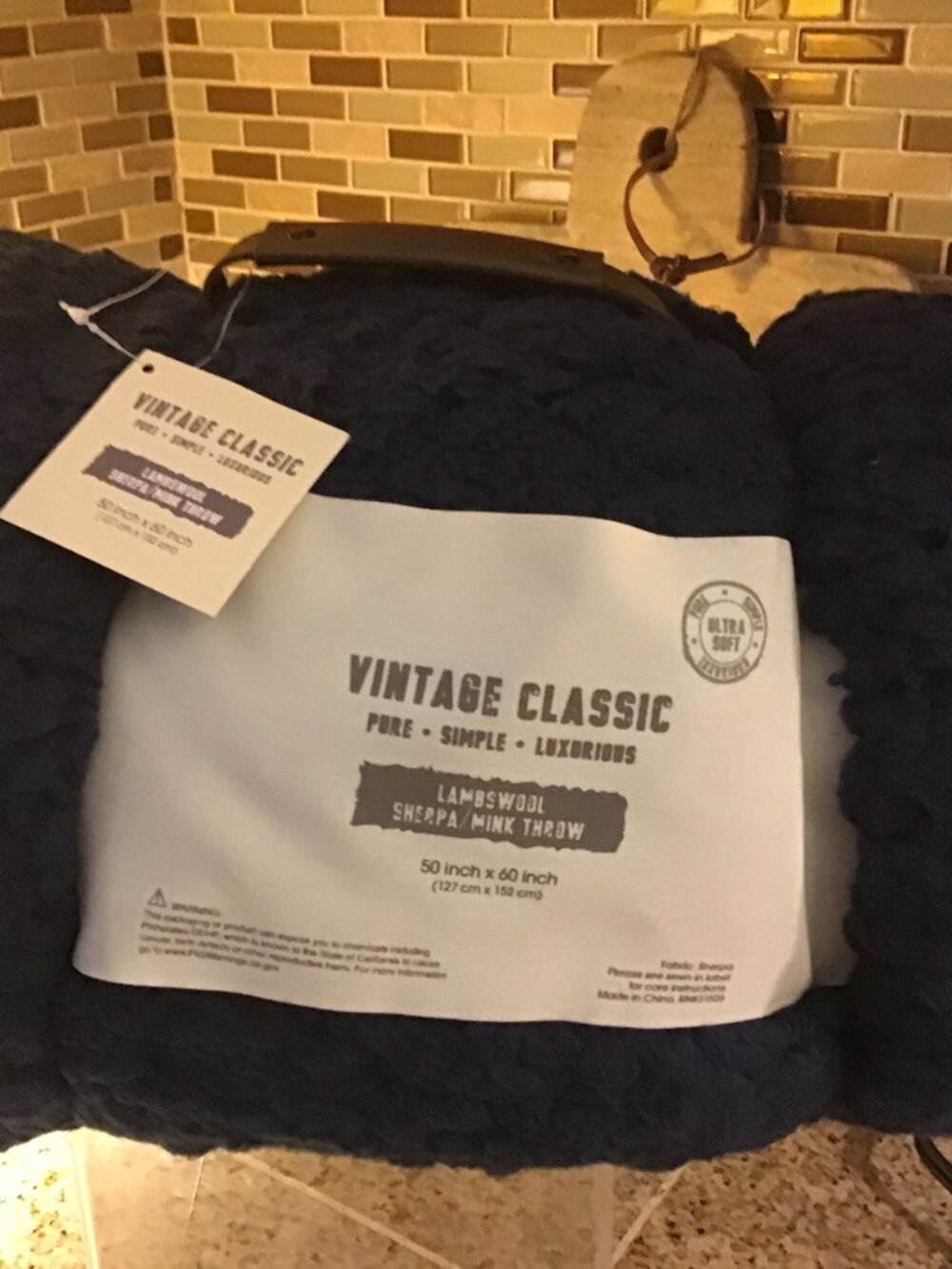 Vintage Classic Sherpa Lambs Wool Throw 50x60 Navy